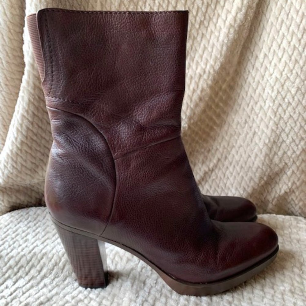 Nine West - Campion  Brown Leather Size 10